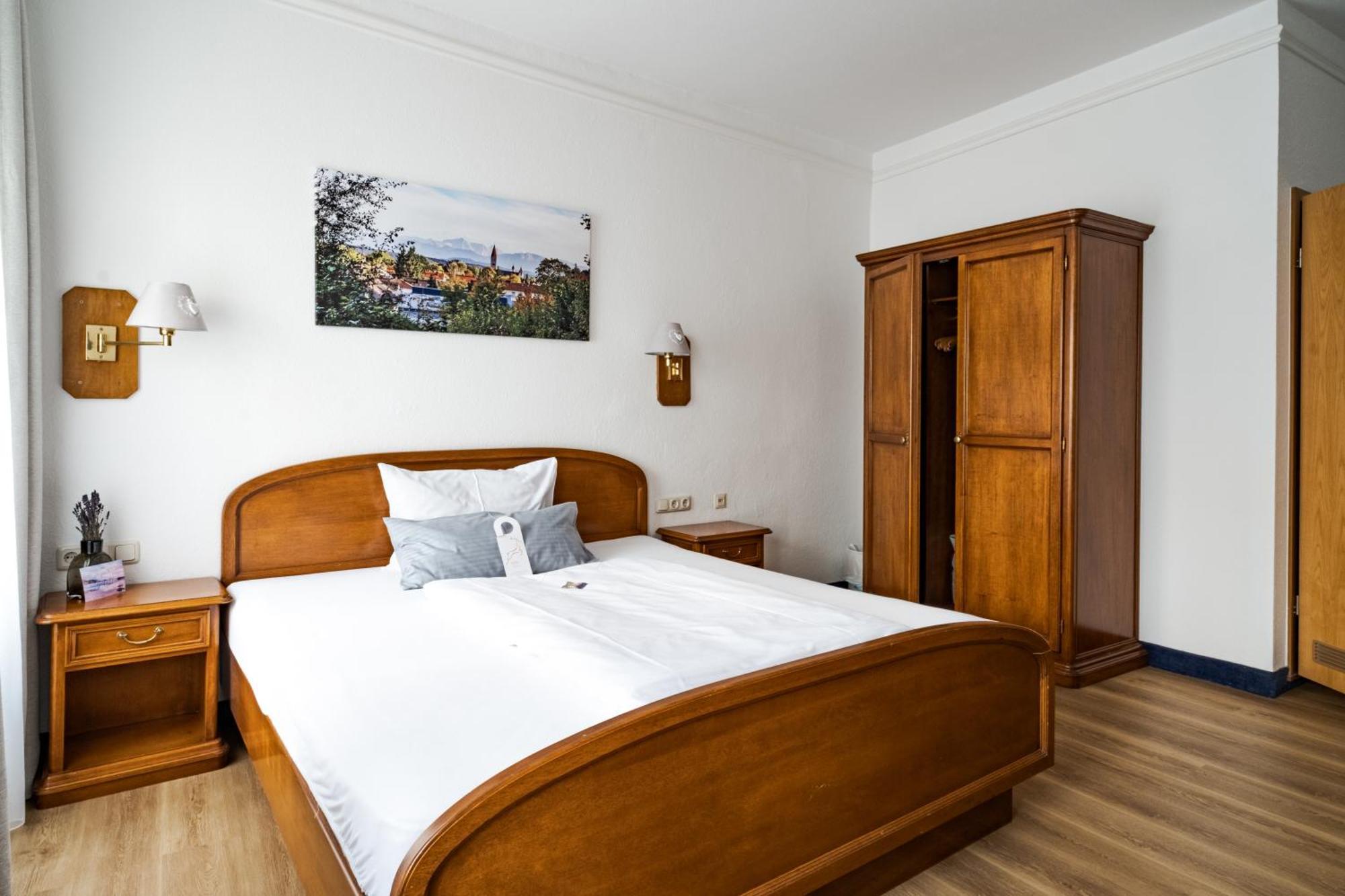Hotel Goldener Hirsch Kaufbeuren Luaran gambar